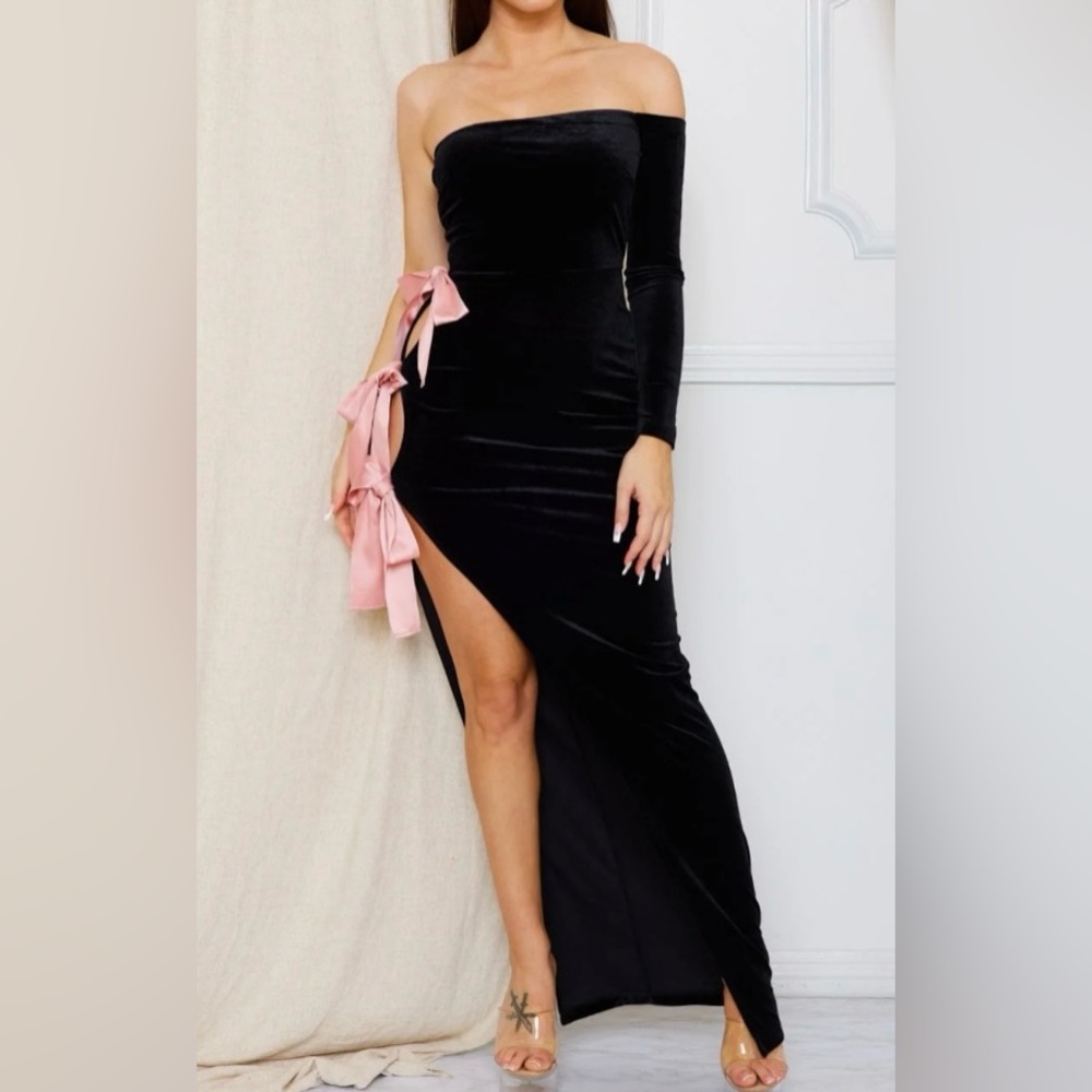 151- VELVET SIDE SATIN RIBBON TIE MAXI DRESS